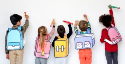 compagni-di-classe-borsa-degli-amici-educazione-scolastica