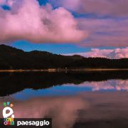 Lago al tramonto